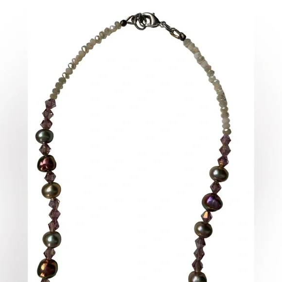 Plum Colored Cultured Pearl & Glass Beaded Woman’s Stunning Necklace Jewelry - Picture 9 of 12
